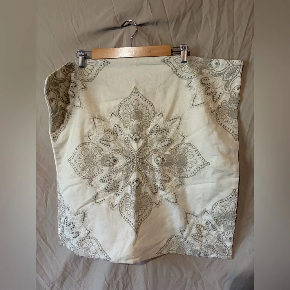 Pottery barn pillow case
